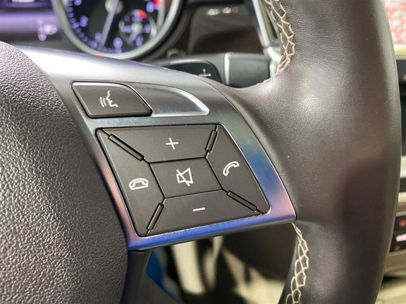 Used 2015 Mercedes-Benz ML 350 4MATIC w/ Premium 1 Package image 23