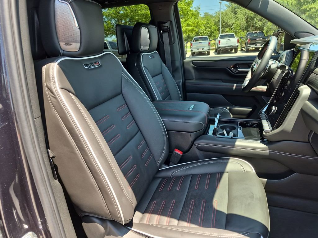 Used 2026 GMC Yukon AT4 Ultimate AWD/4WD image 39