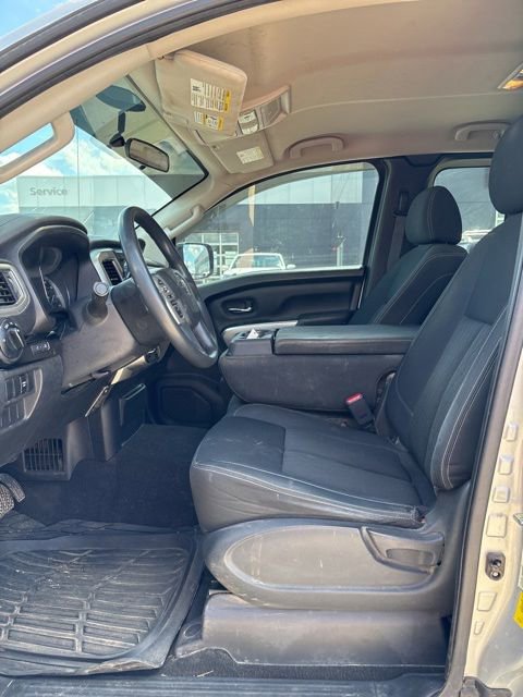 Certified 2018 Nissan Titan SV AWD/4WD image 5