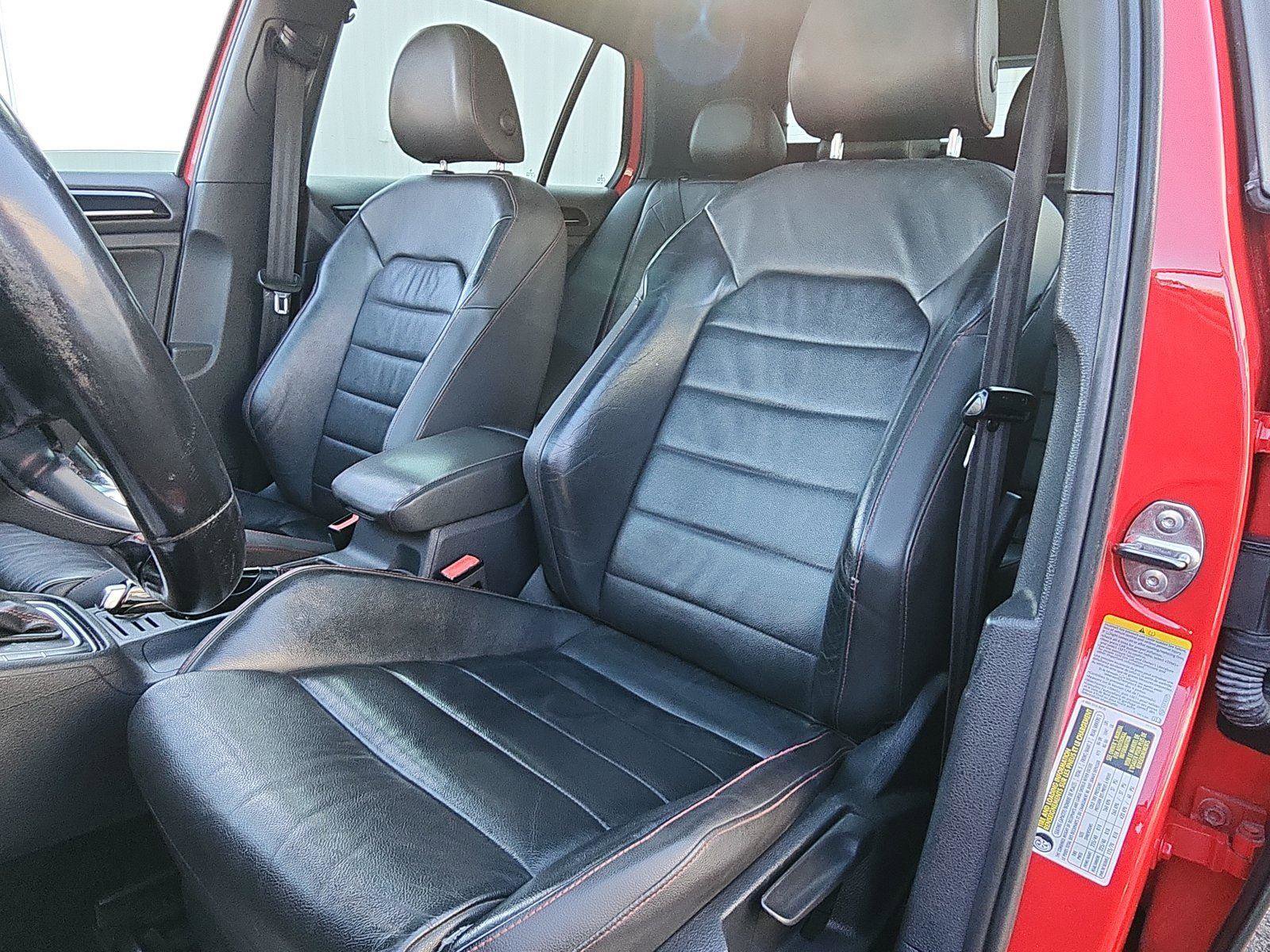 Used 2015 Volkswagen GTI SE w/ Lighting Package (SEL) image 22