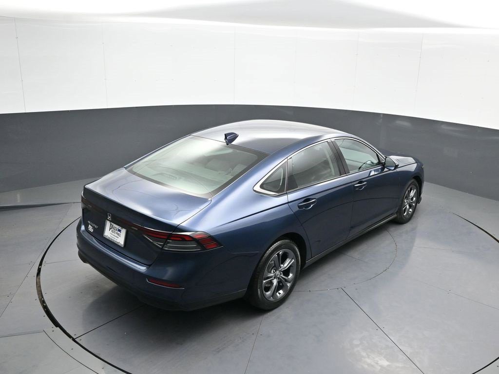 Certified 2023 Honda Accord EX image 38
