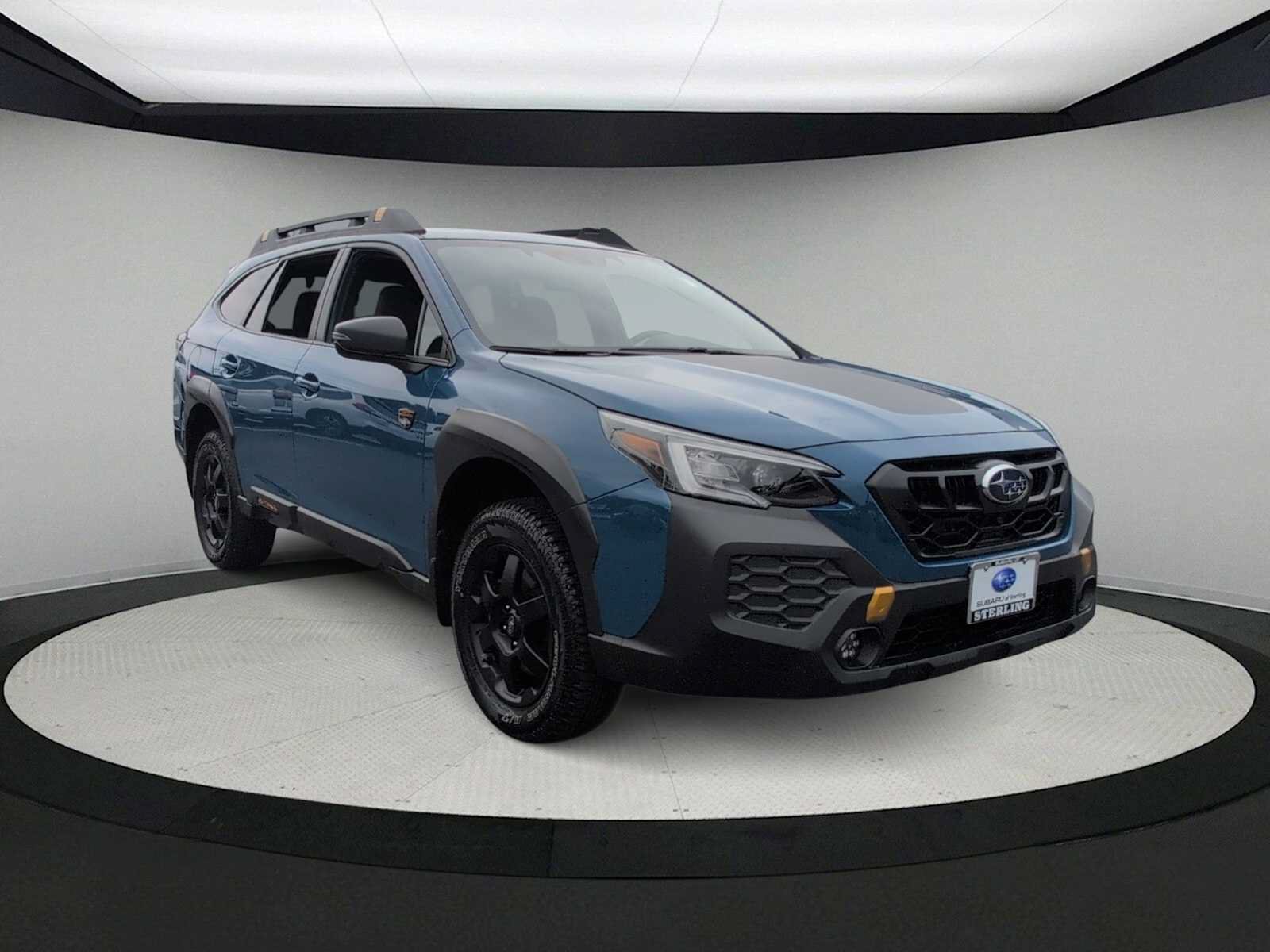 Used 2025 Subaru Outback Wilderness AWD/4WD image 2