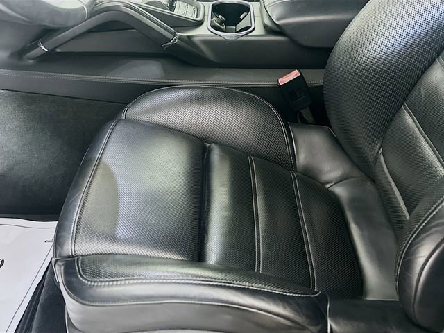 Used 2015 Porsche Cayenne Turbo image 21
