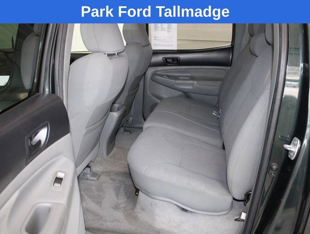 Used 2010 Toyota Tacoma 4x4 Double Cab image 23