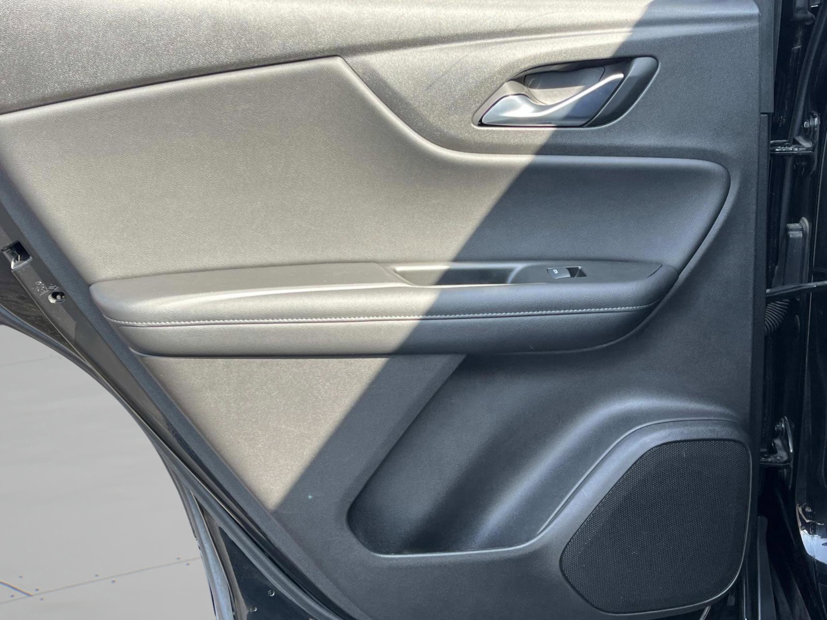 Used 2021 Chevrolet Blazer LT image 16