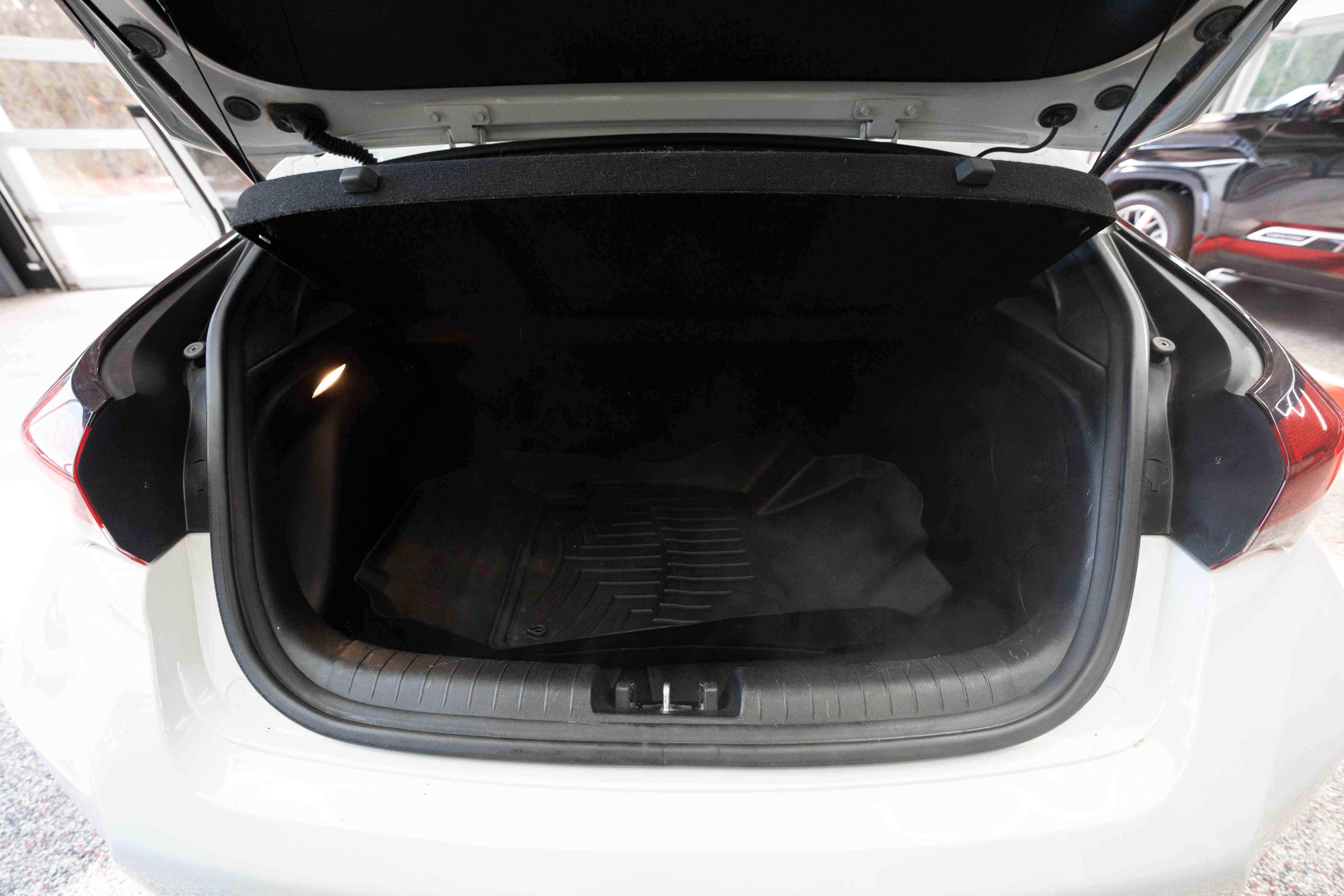 Used 2019 Hyundai Veloster 2.0 Premium image 27