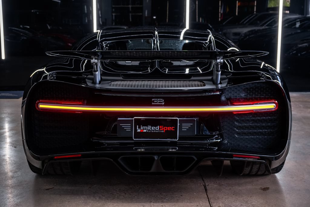 Used 2018 Bugatti Chiron AWD/4WD image 22