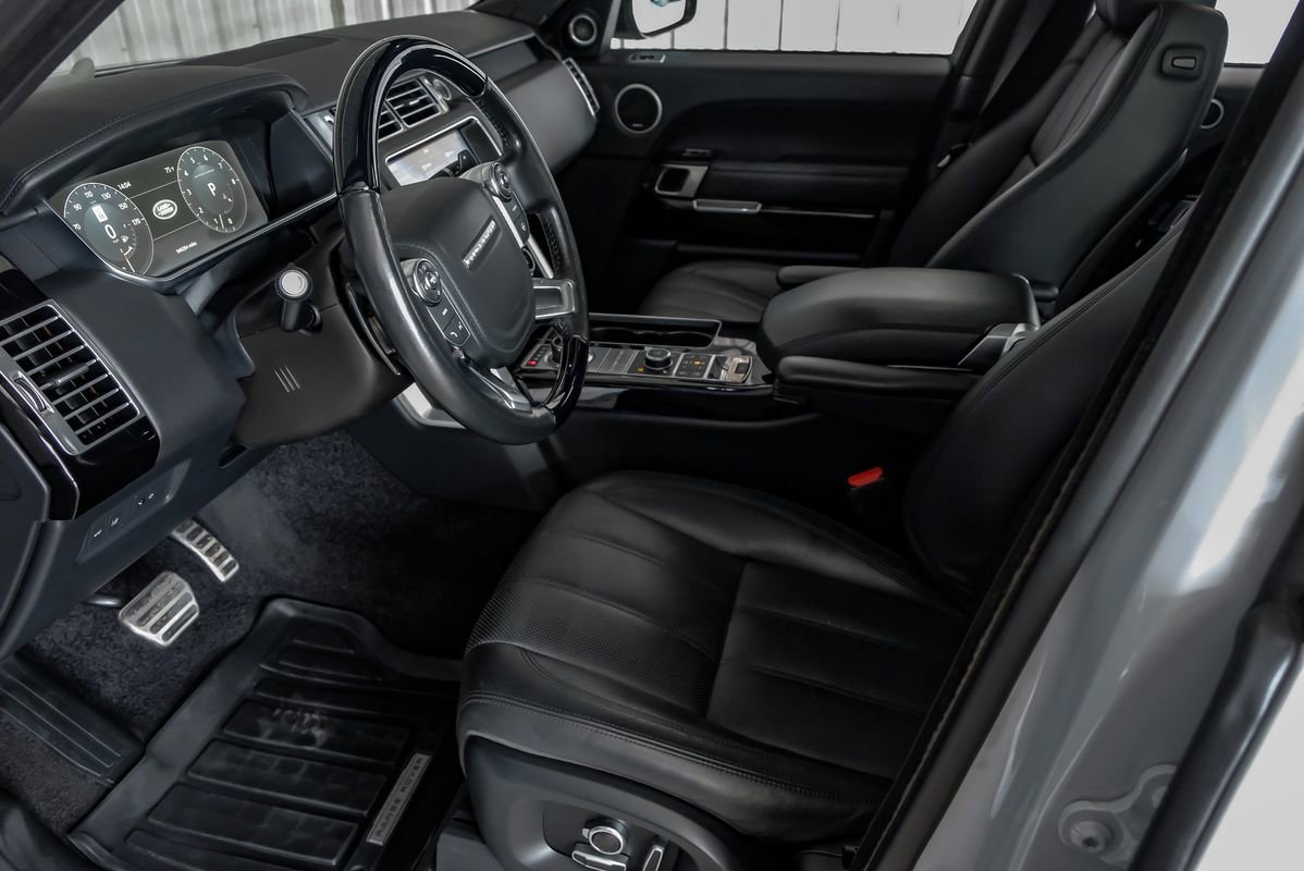 Used 2017 Land Rover Range Rover Supercharged image 14