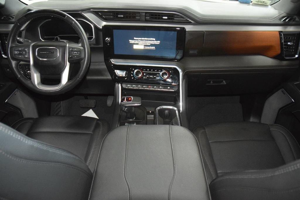 Used 2024 GMC Sierra 1500 Denali AWD/4WD image 31