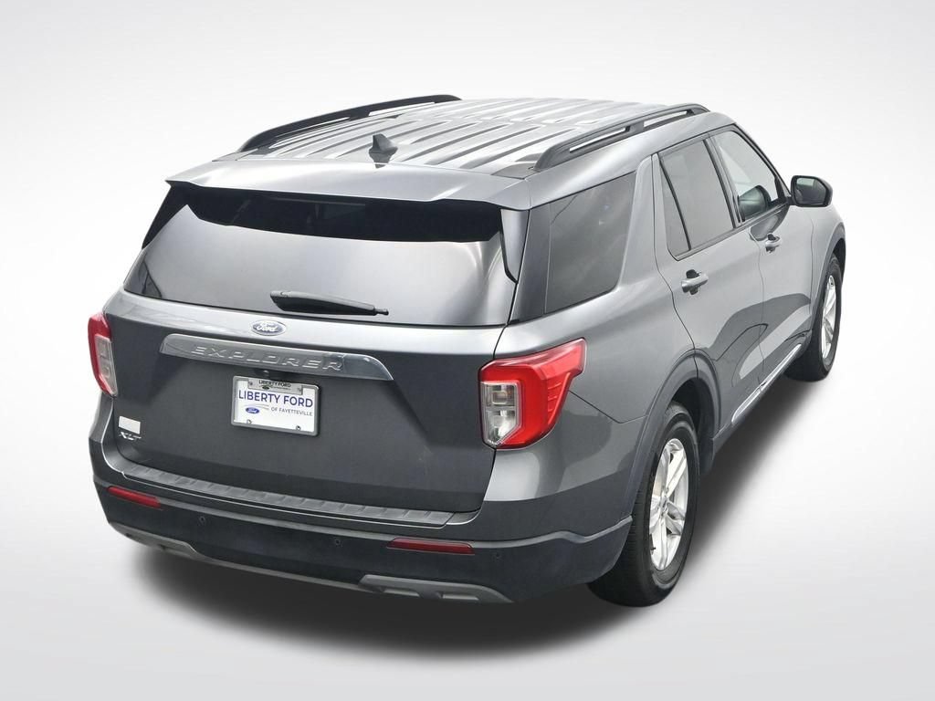 Used 2022 Ford Explorer XLT w/ Equipment Group 202A RWD image 29