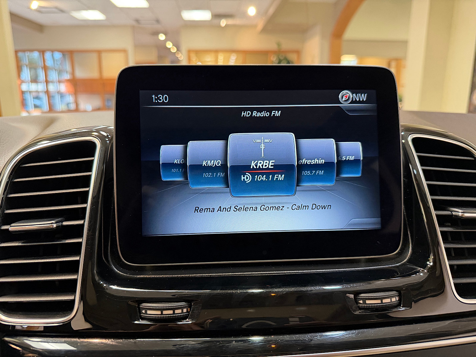 Used 2017 Mercedes-Benz GLE 350 image 19
