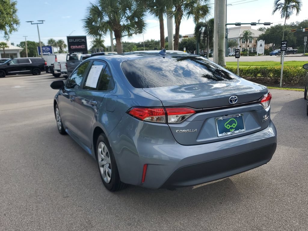 Used 2023 Toyota Corolla LE FWD image 3