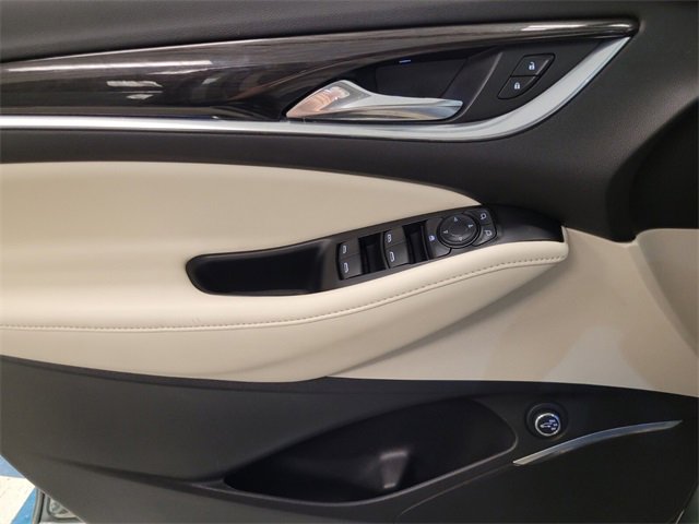 Used 2024 Buick Enclave Essence w/ Experience Buick Package image 28