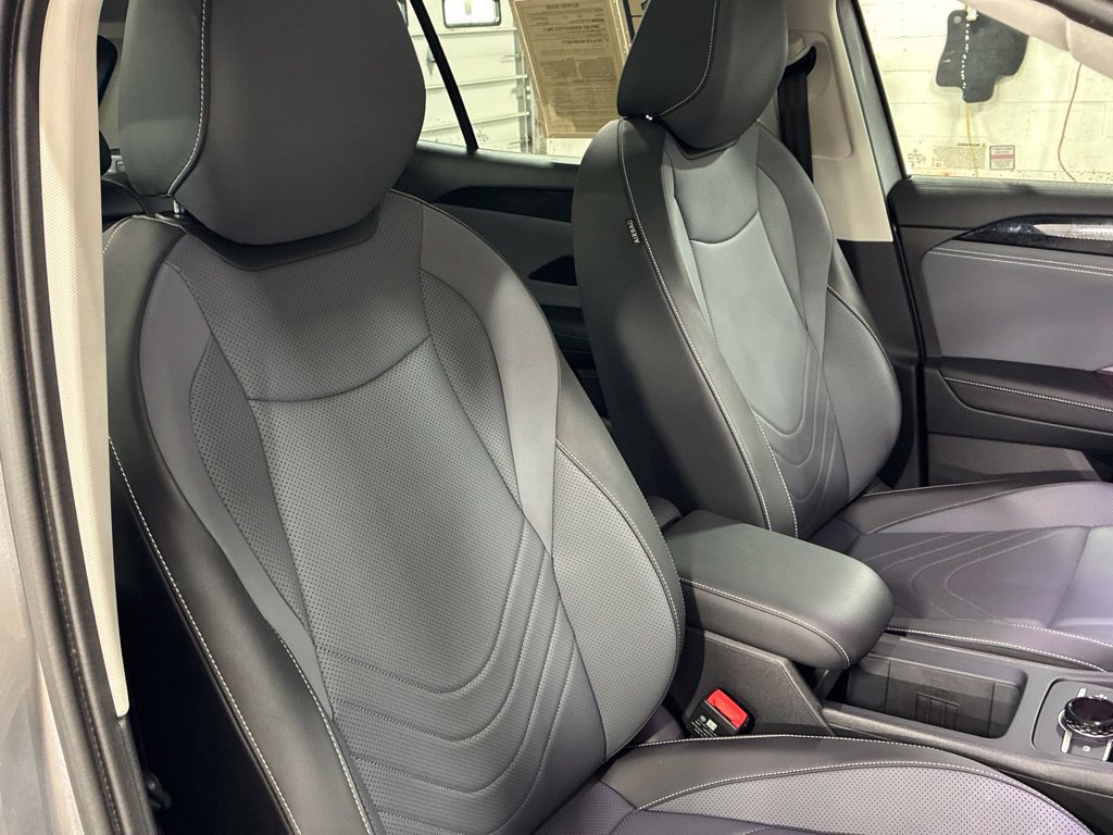 Used 2026 Volkswagen Tiguan SE w/ Panoramic Sunroof Package AWD/4WD image 53
