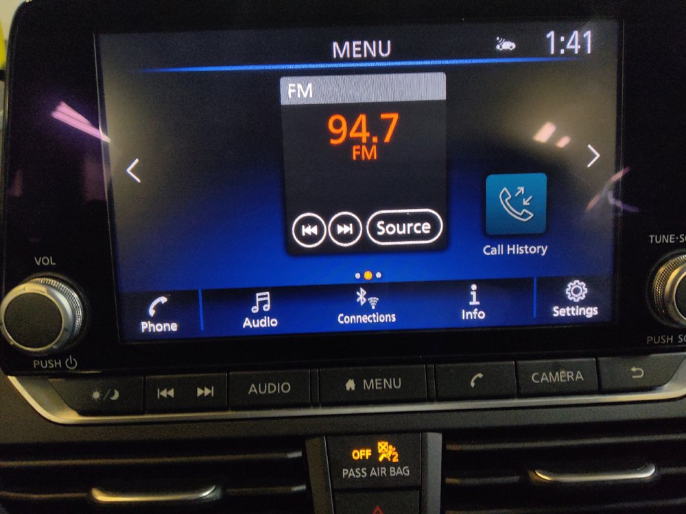 Used 2025 Nissan Altima 2.5 SV FWD image 25