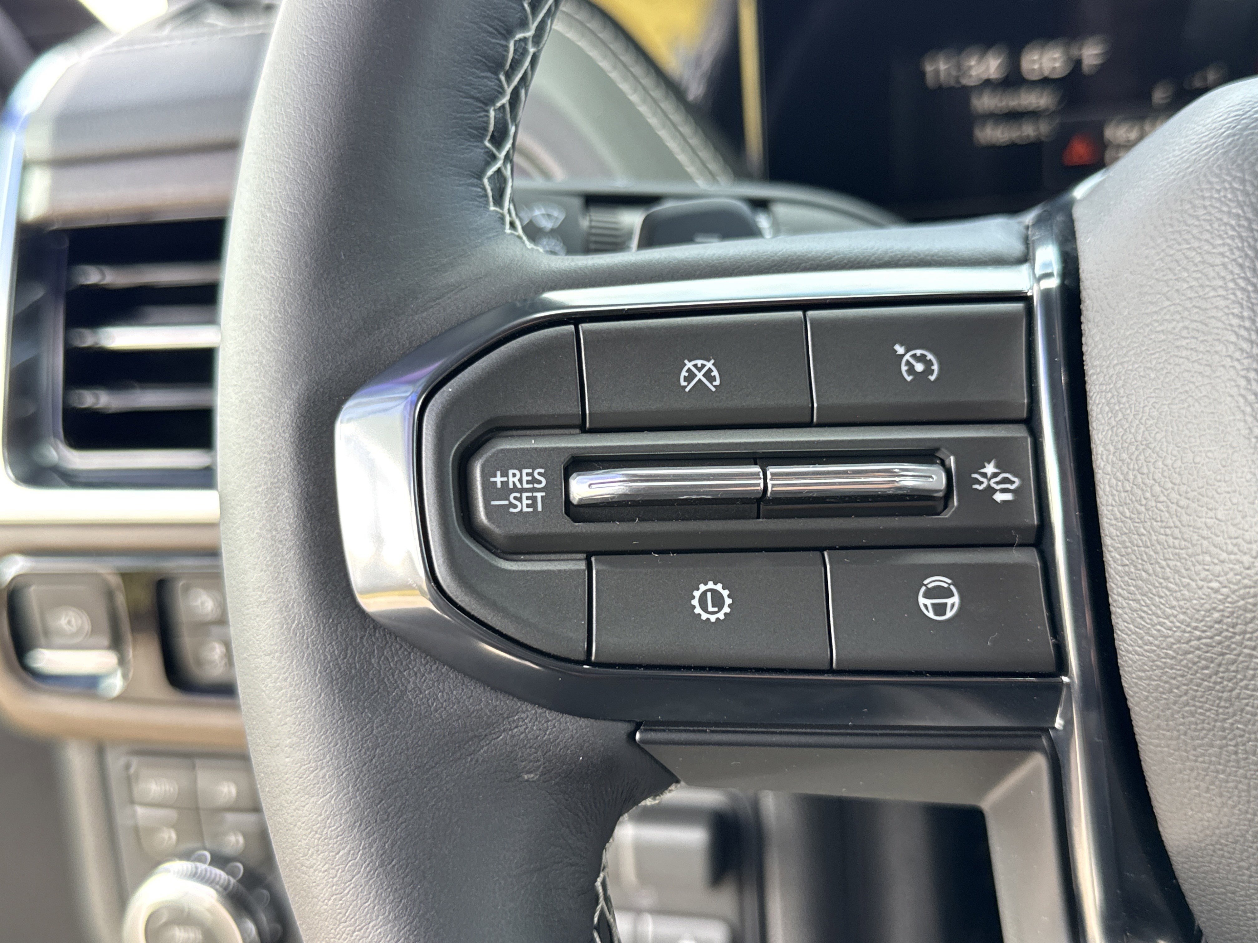 Used 2026 GMC Yukon XL Denali Ultimate w/ LPO, Floor Liner Package image 20