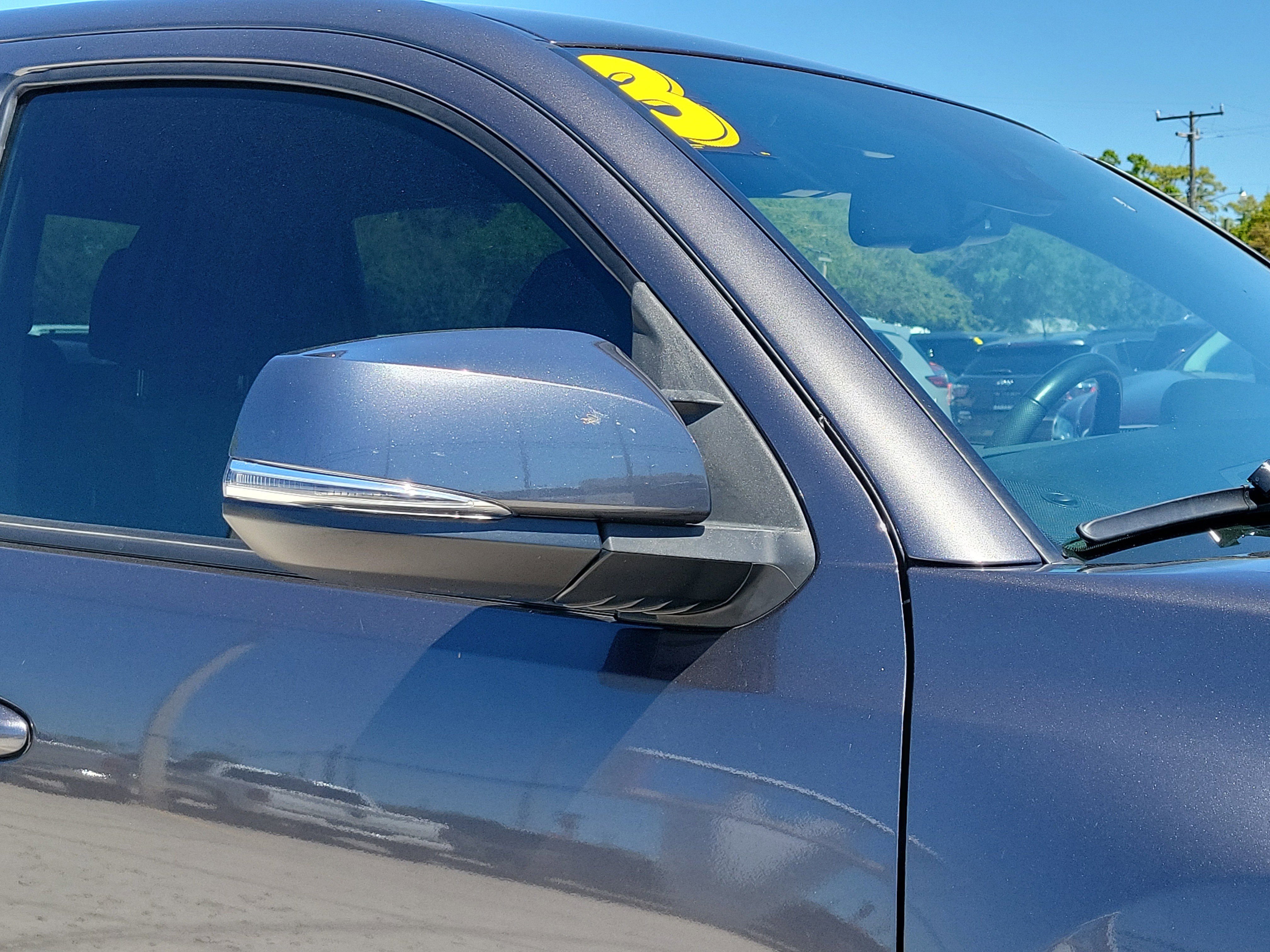 Used 2023 Toyota Tacoma TRD Sport image 9