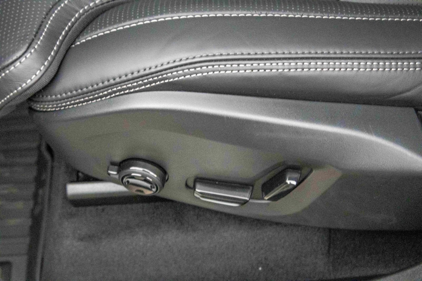 New 2026 Volvo XC90 B6 Ultra w/ Lounge Package AWD/4WD image 30