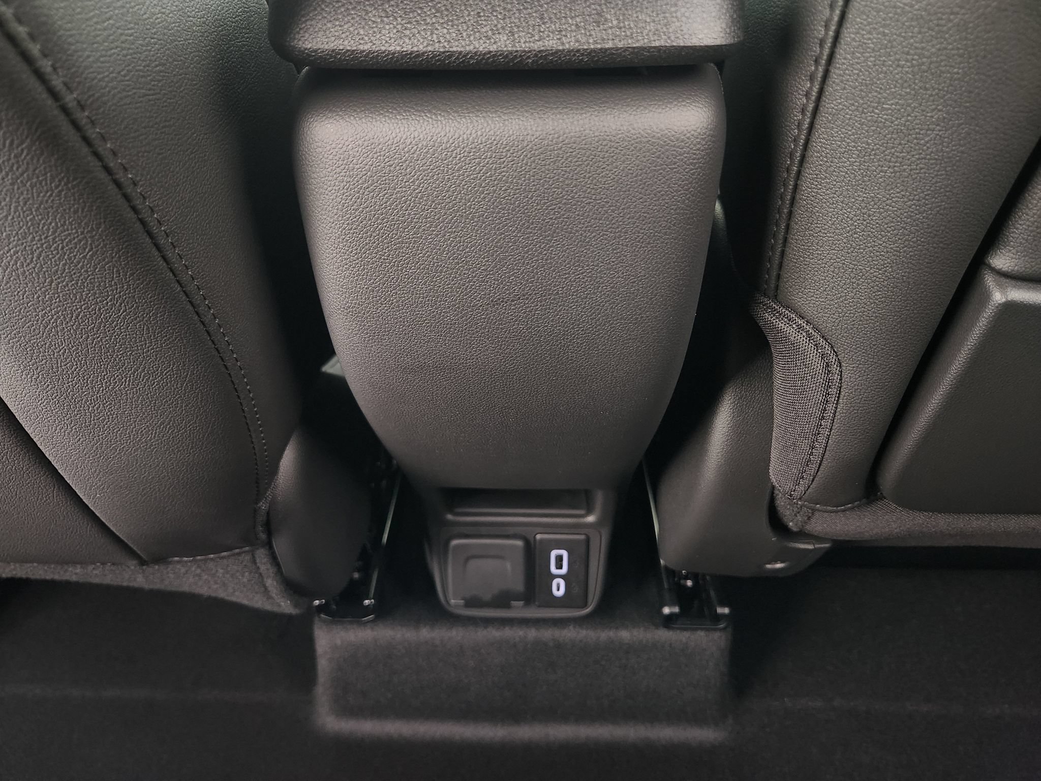 New 2026 Chevrolet TrailBlazer RS w/ Convenience Package FWD image 30