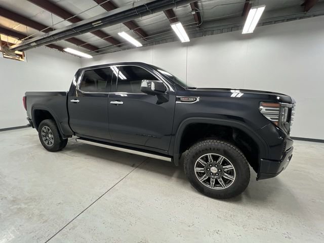 Certified 2023 GMC Sierra 1500 Denali w/ Denali Reserve Package AWD/4WD image 9