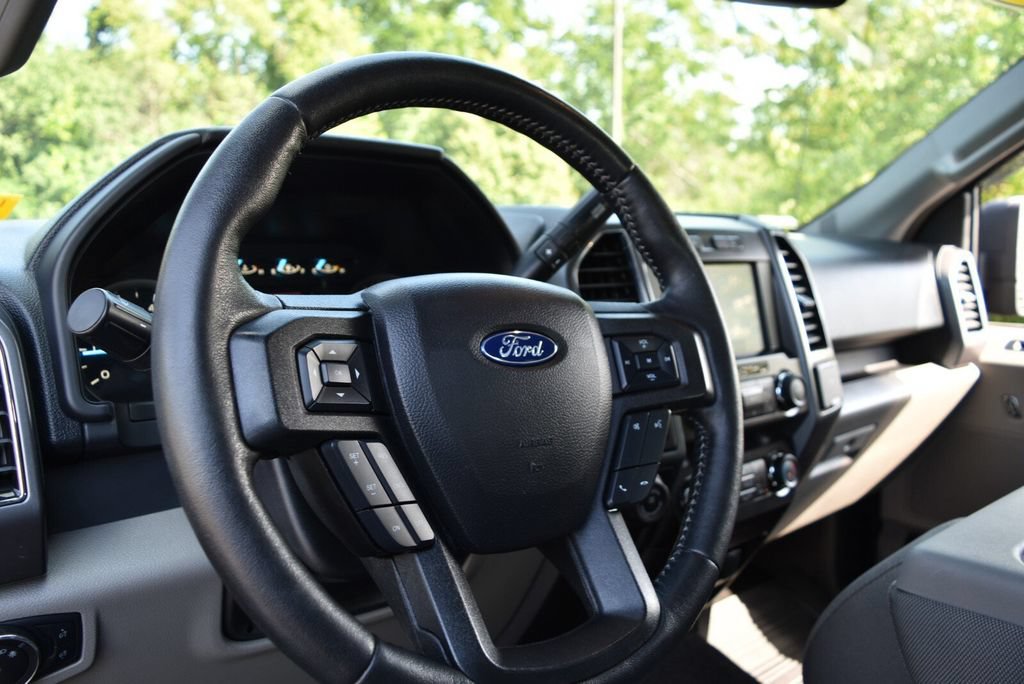 Used 2019 Ford F150 XLT w/ Equipment Group 302A Luxury AWD/4WD image 15