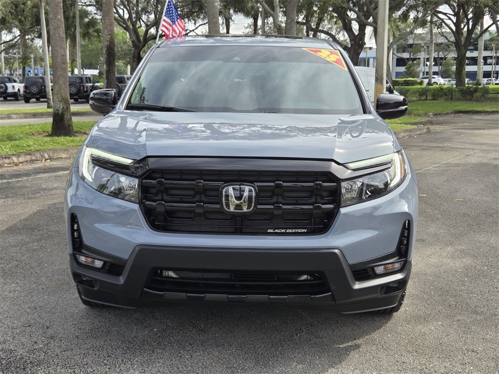 Used 2025 Honda Ridgeline Black Edition video 2