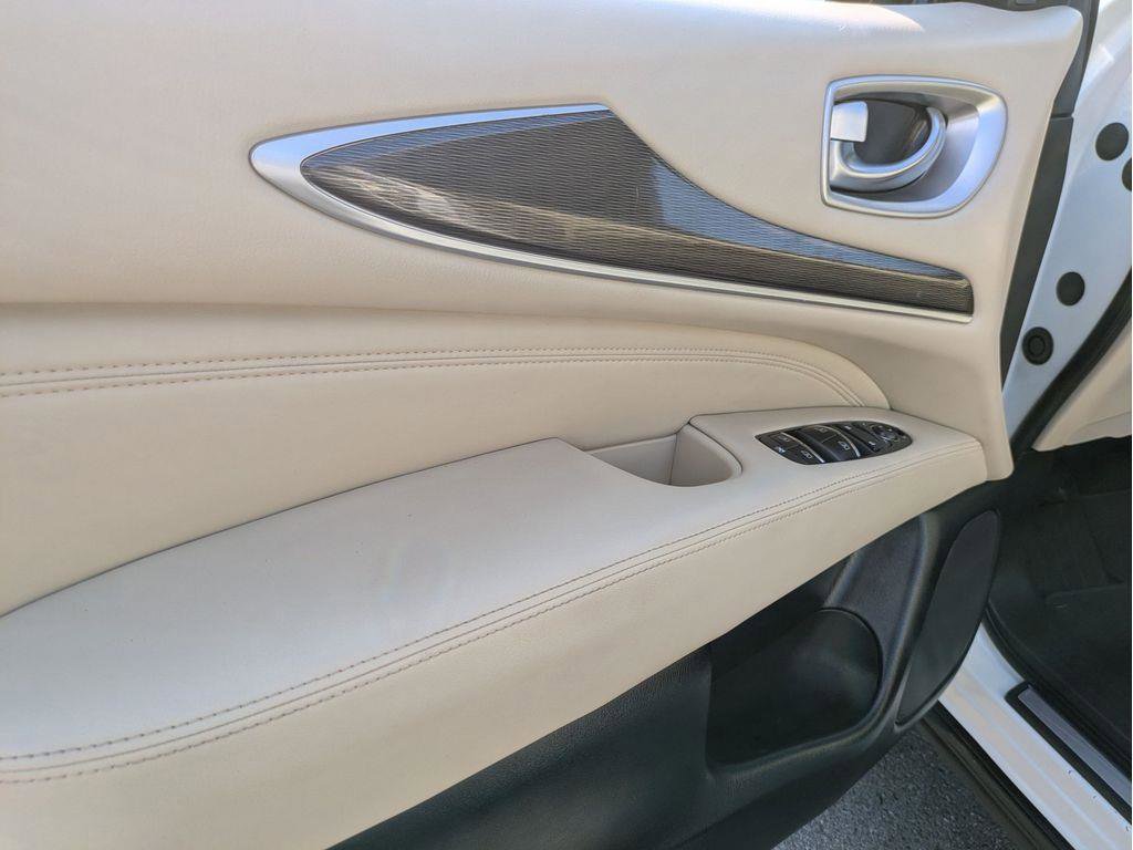 Used 2019 INFINITI QX60 Pure image 14