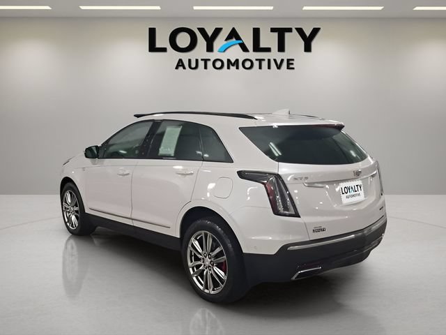 Used 2022 Cadillac XT5 Sportv w/ Technology Package AWD/4WD image 3