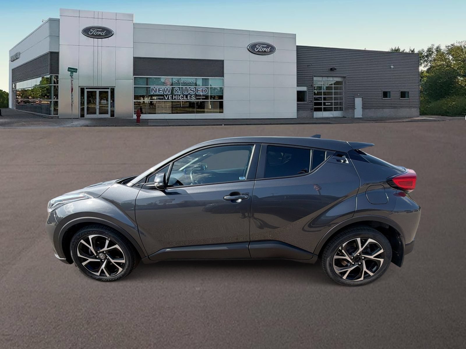 Used 2022 Toyota C-HR XLE FWD image 6