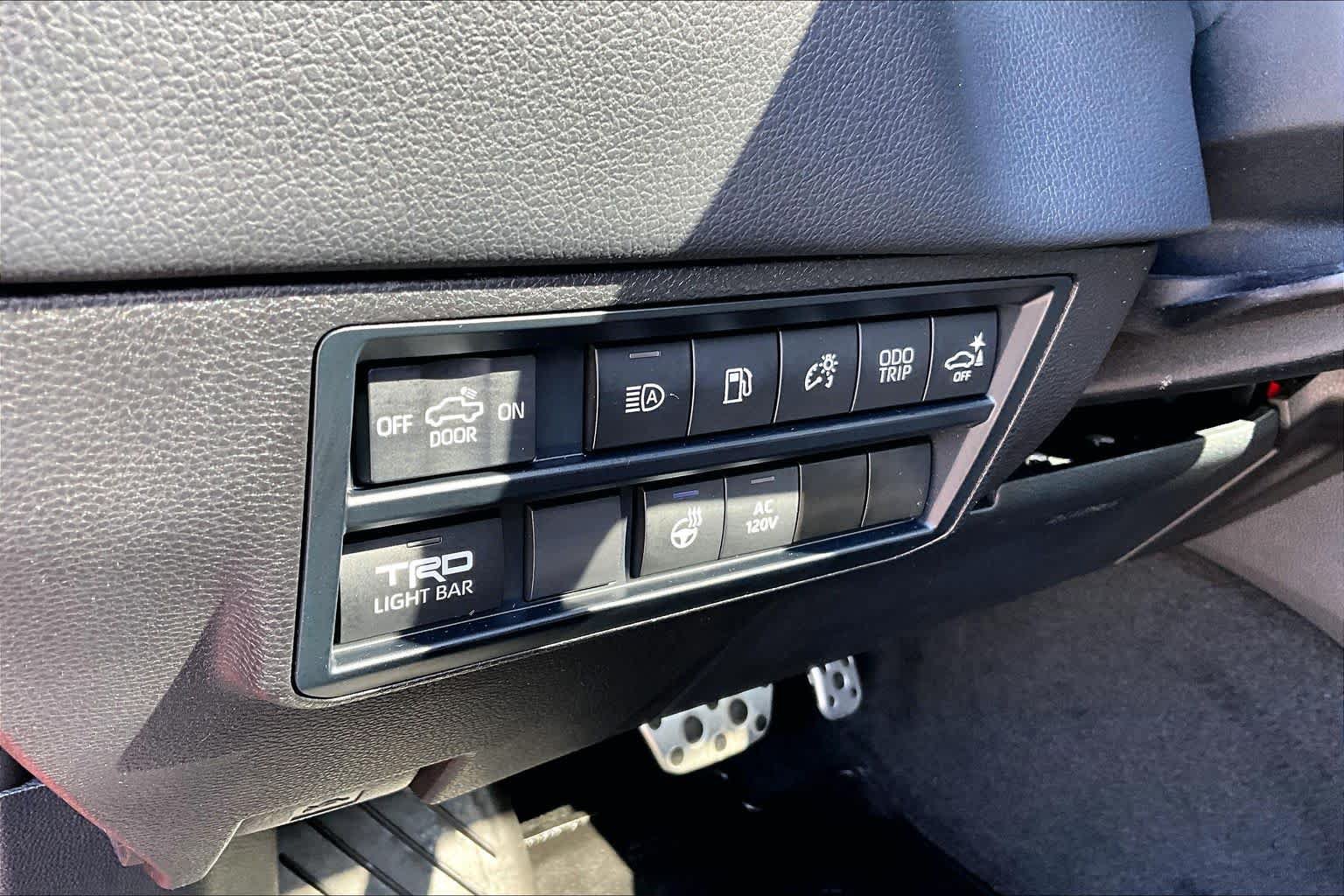 Used 2024 Toyota Tundra TRD Pro AWD/4WD image 33
