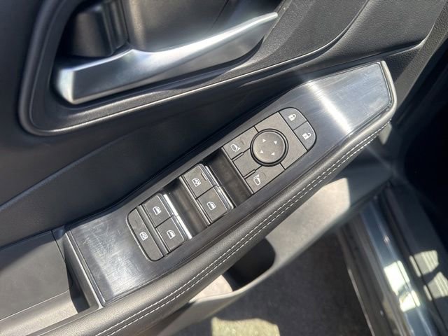 Used 2026 Nissan Rogue SV AWD/4WD image 8