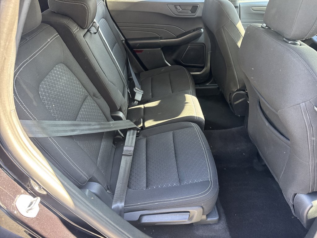 Used 2025 Ford Escape Active AWD/4WD image 15