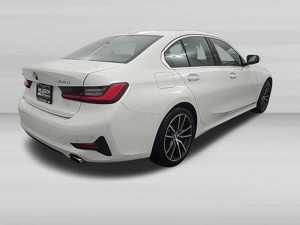 Used 2020 BMW 330i xDrive Sedan w/ Convenience Package AWD/4WD image 4