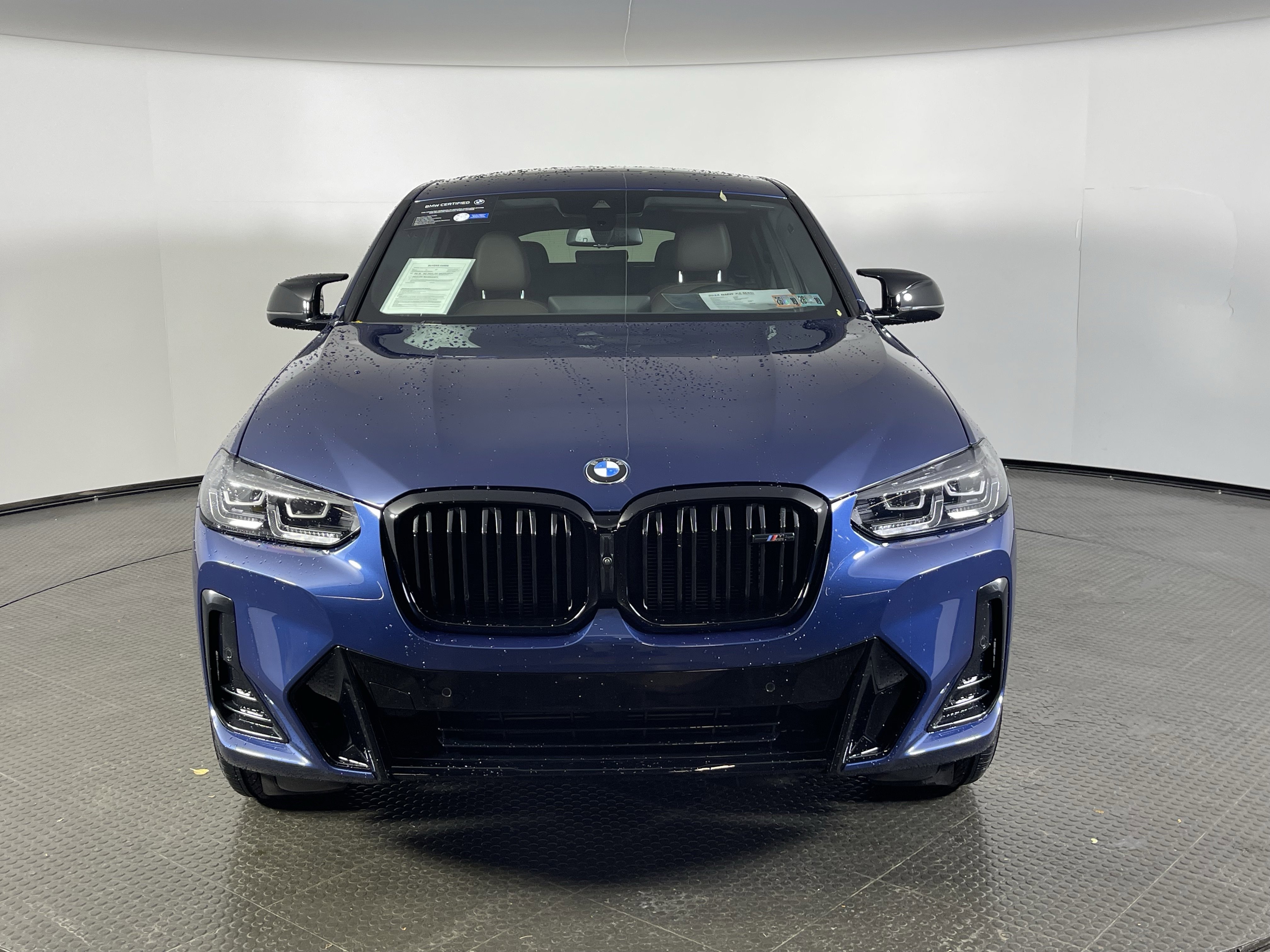 Certified 2024 BMW X4 M40i w/ Premium Package image 3