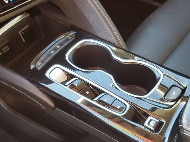 Used 2021 Buick Envision Essence FWD image 24