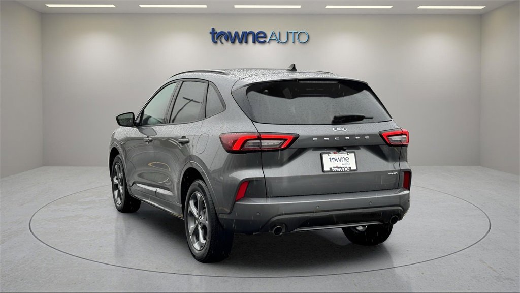 Used 2023 Ford Escape ST-Line w/ Tech Pack #1 image 3
