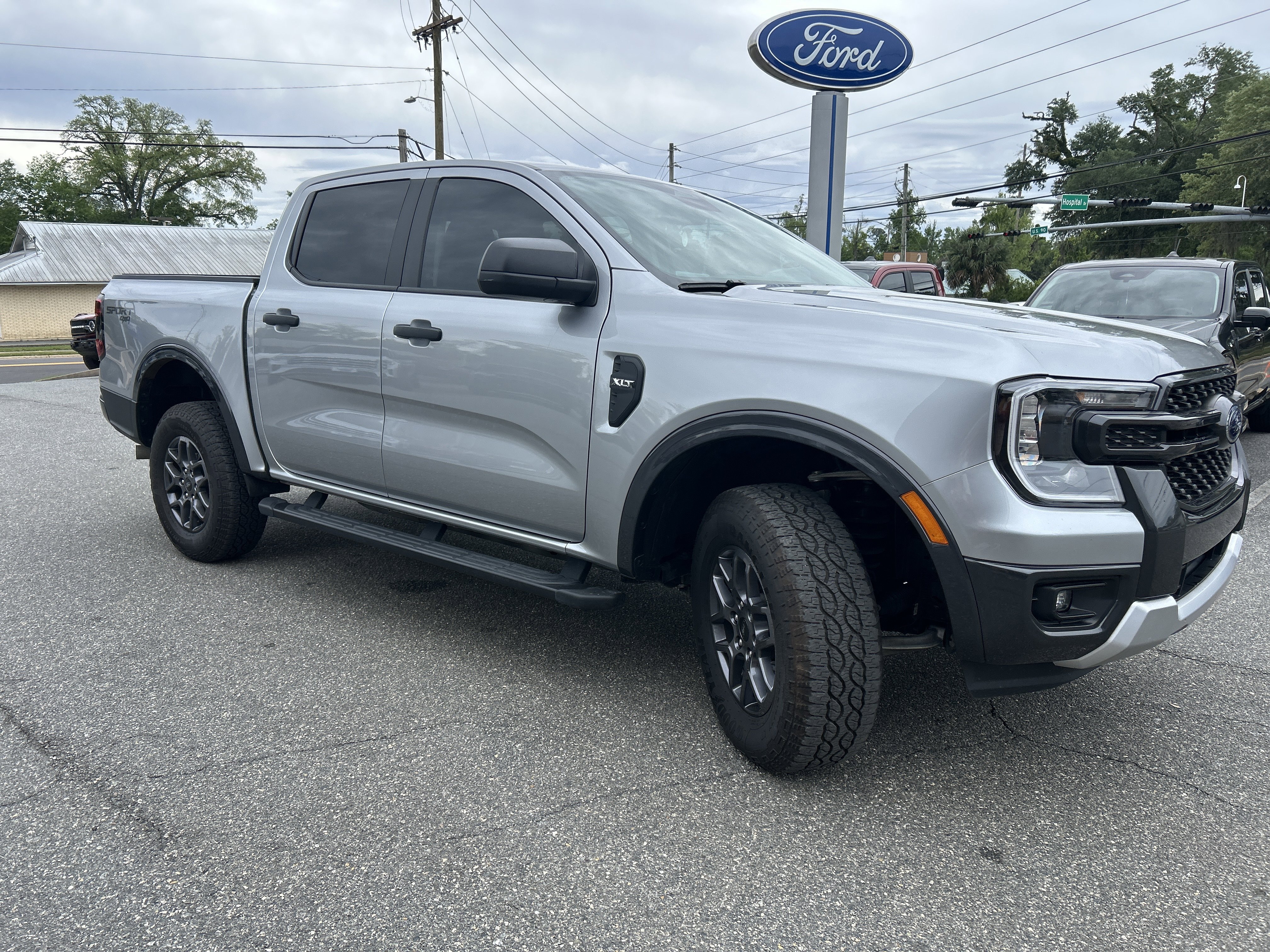 Certified 2024 Ford Ranger XLT w/ Trailer Tow Package AWD/4WD image 1
