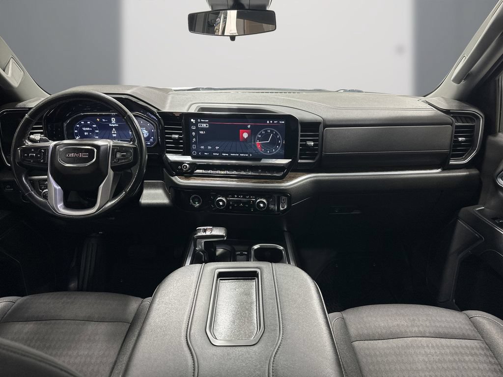 Used 2022 GMC Sierra 1500 Elevation RWD image 18