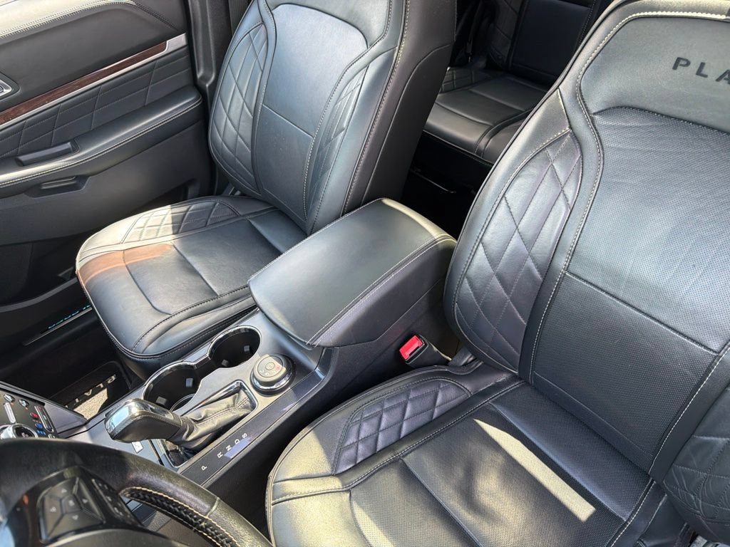 Used 2017 Ford Explorer Platinum AWD/4WD image 22