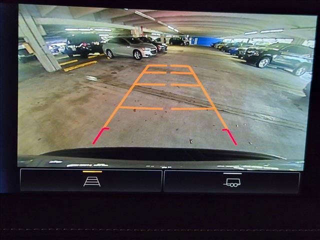 Used 2023 Chevrolet Suburban Premier RWD image 17