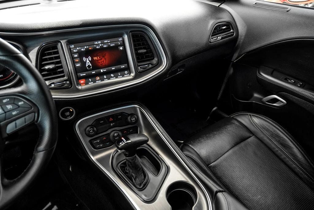 Used 2016 Dodge Challenger R/T w/ Blacktop Package RWD image 20
