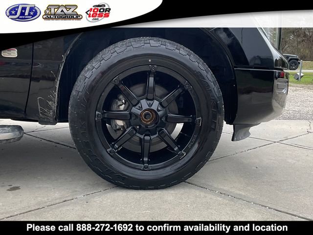 Used 2020 Nissan Titan SV image 4