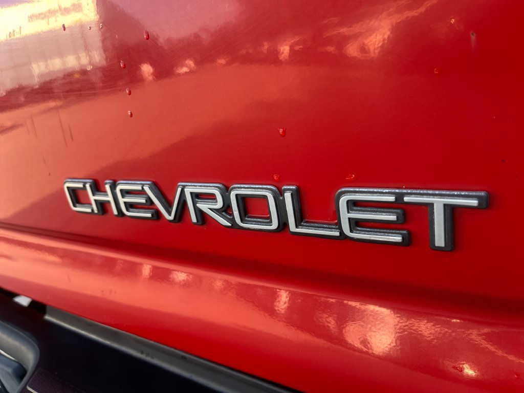 Used 2005 Chevrolet Silverado 2500 LS AWD/4WD image 43
