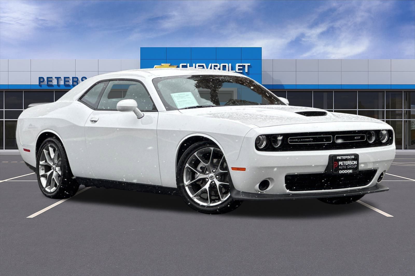 Used 2023 Dodge Challenger GT image 2