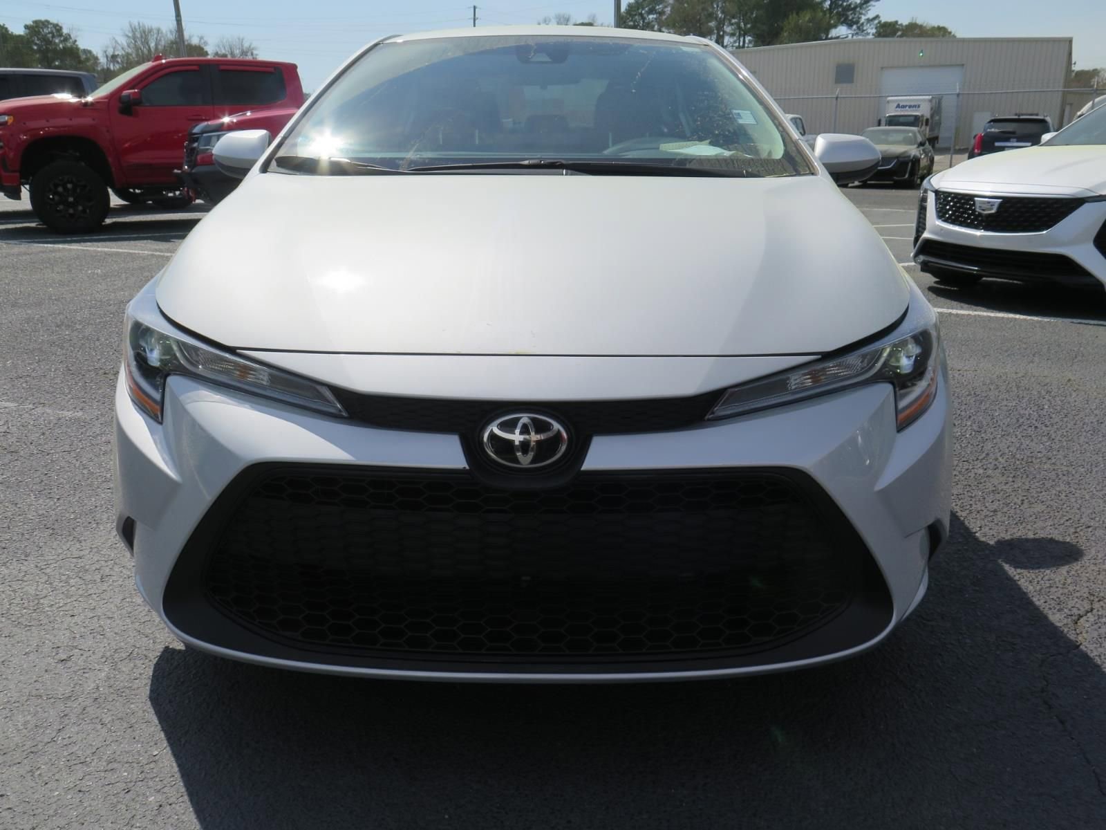 Used 2022 Toyota Corolla LE image 9