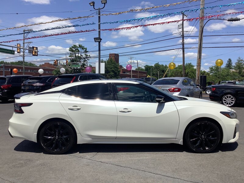 Used 2019 Nissan Maxima SR w/ Premium Package FWD image 8