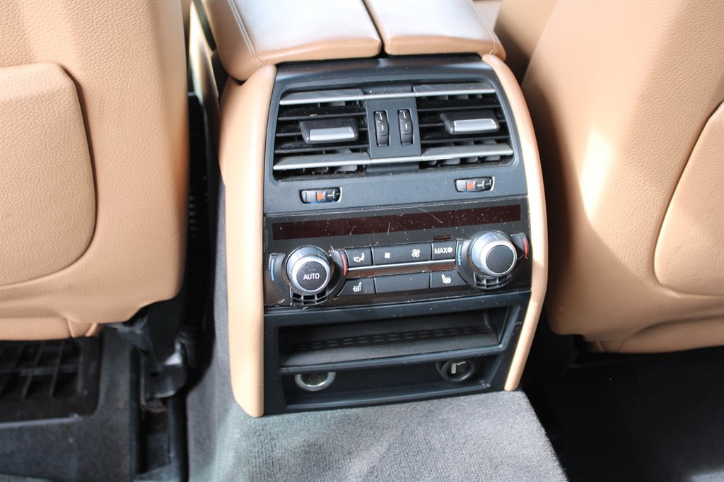 Used 2012 BMW 750Li xDrive AWD/4WD image 20