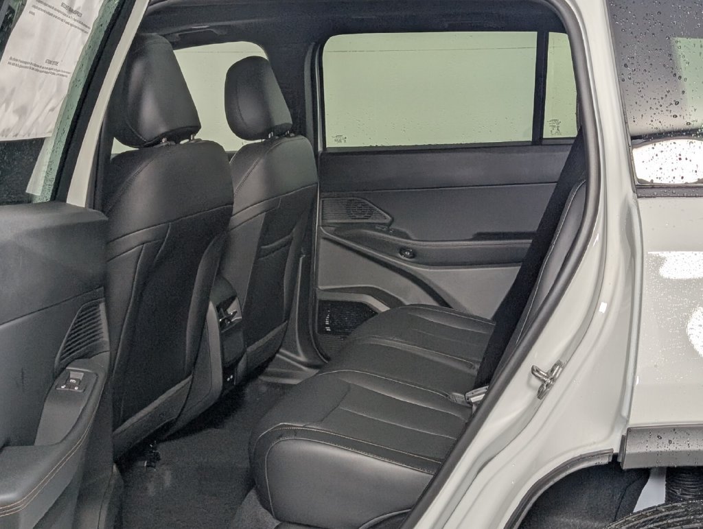 New 2026 Jeep Cherokee Limited AWD/4WD image 18