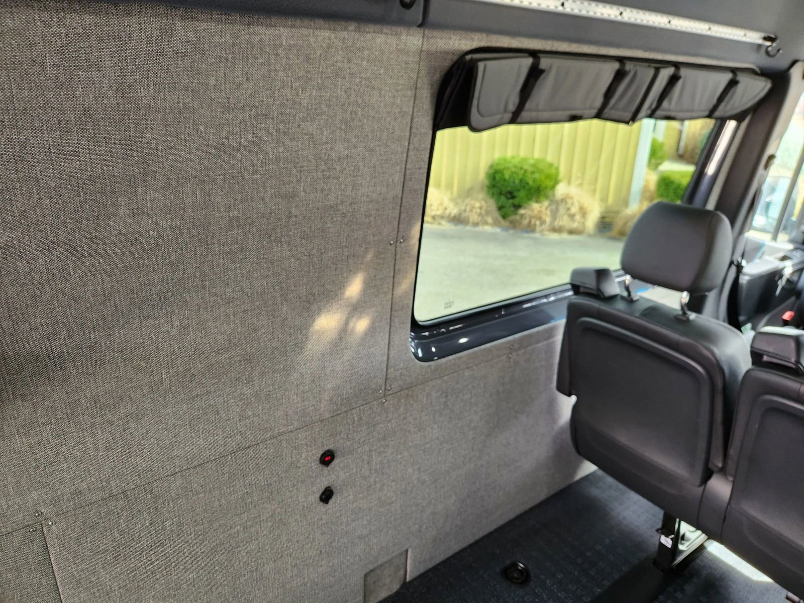 Used 2022 Mercedes-Benz Sprinter 2500 image 18