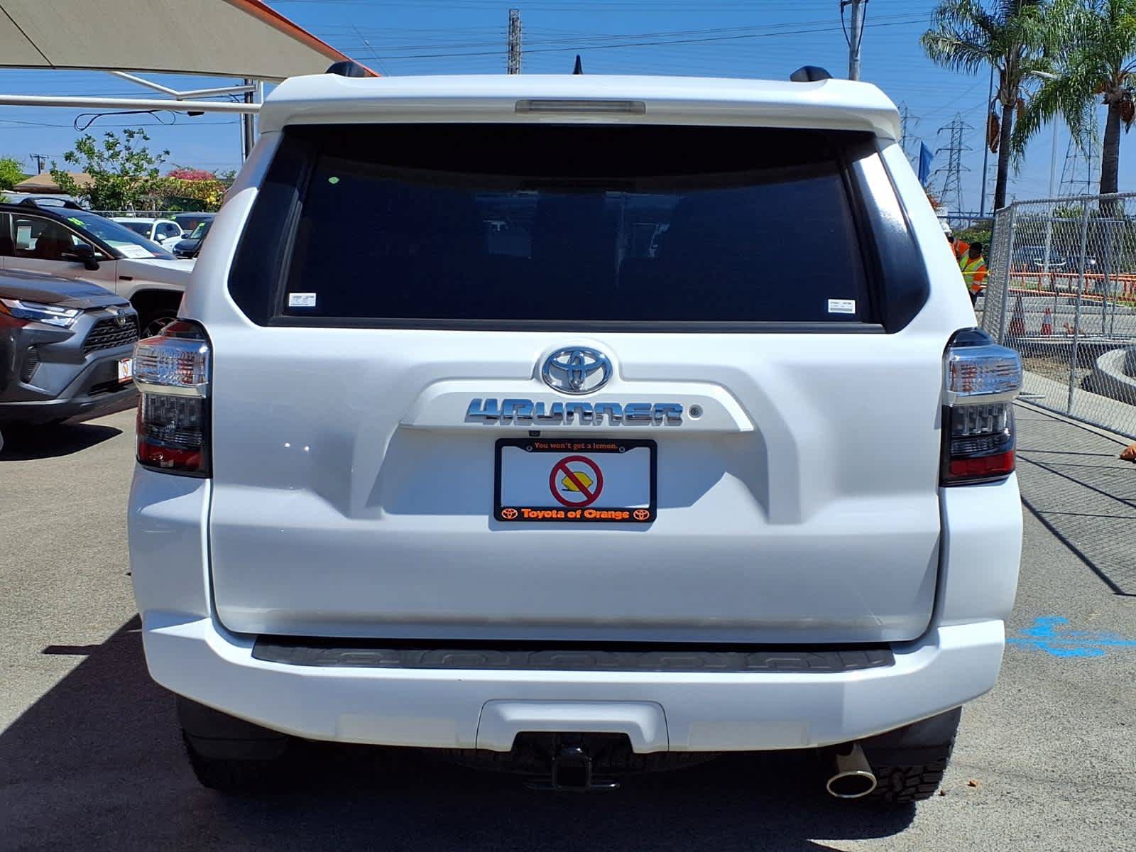 Used 2020 Toyota 4Runner SR5 w/ Wilderness Package AWD/4WD image 5